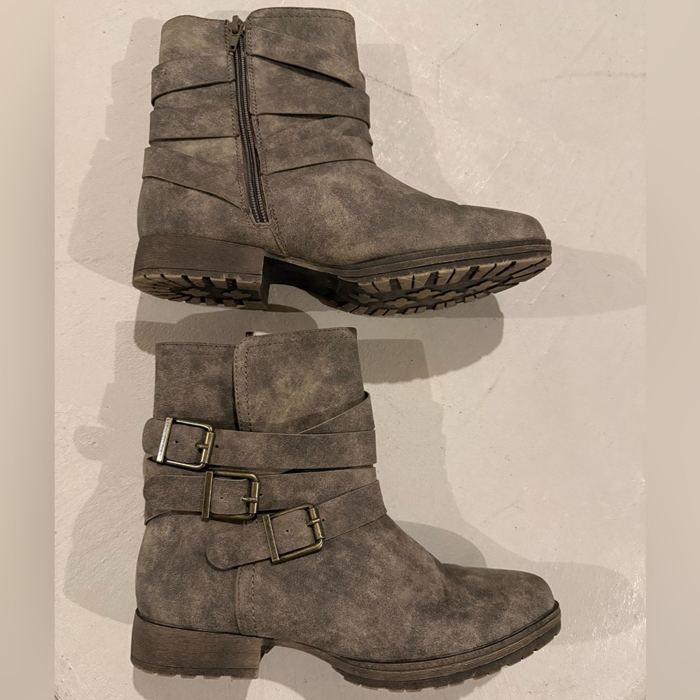 Women’s Boots